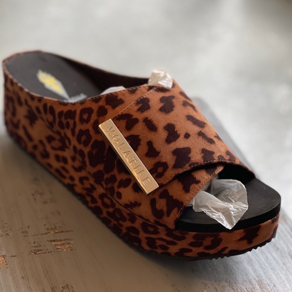 Volatile sandals - Picture 2 of 5